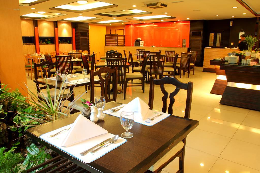 Grande Ville Hotel Bangkok Ngoại thất bức ảnh