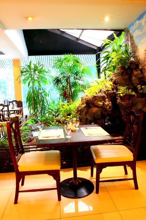 Grande Ville Hotel Bangkok Ngoại thất bức ảnh